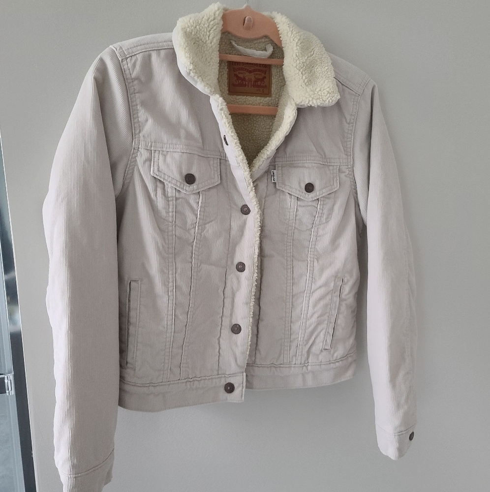 Off white corduroy sherpa levis jacket